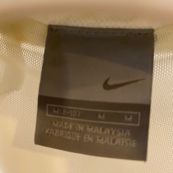 Nike - Picture 8 of 8